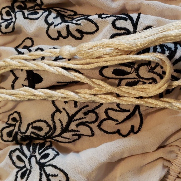 flying tomato dress - Picture 3 of 4